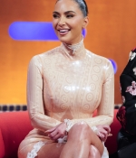 Access_Kardashian_1.jpg