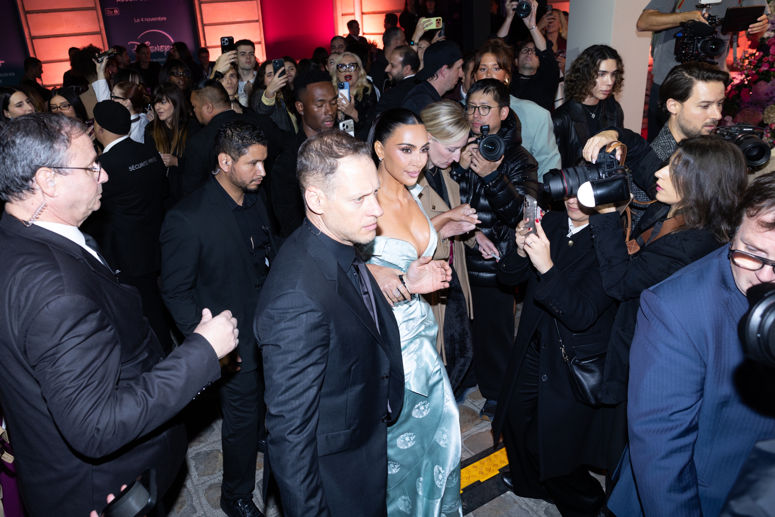 Access_Kardashian_01.jpg