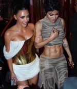 Filename=Access_Kardashian_3.jpg
Filesize=233KiB
Dimensions=609x913
Date added=25.10.25 Access_Kardashian_3.jpg