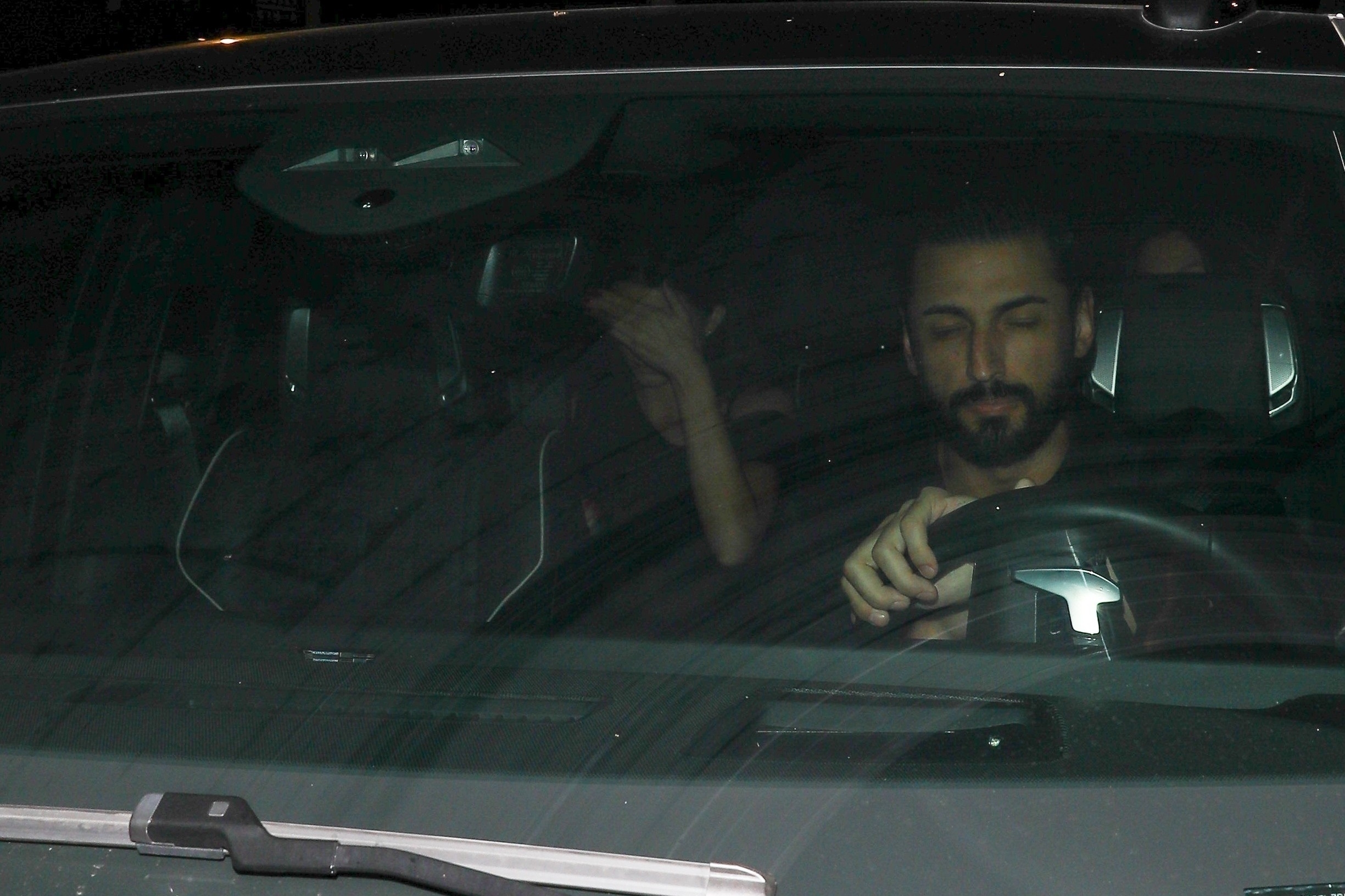 Access_Kardashian_3.jpg