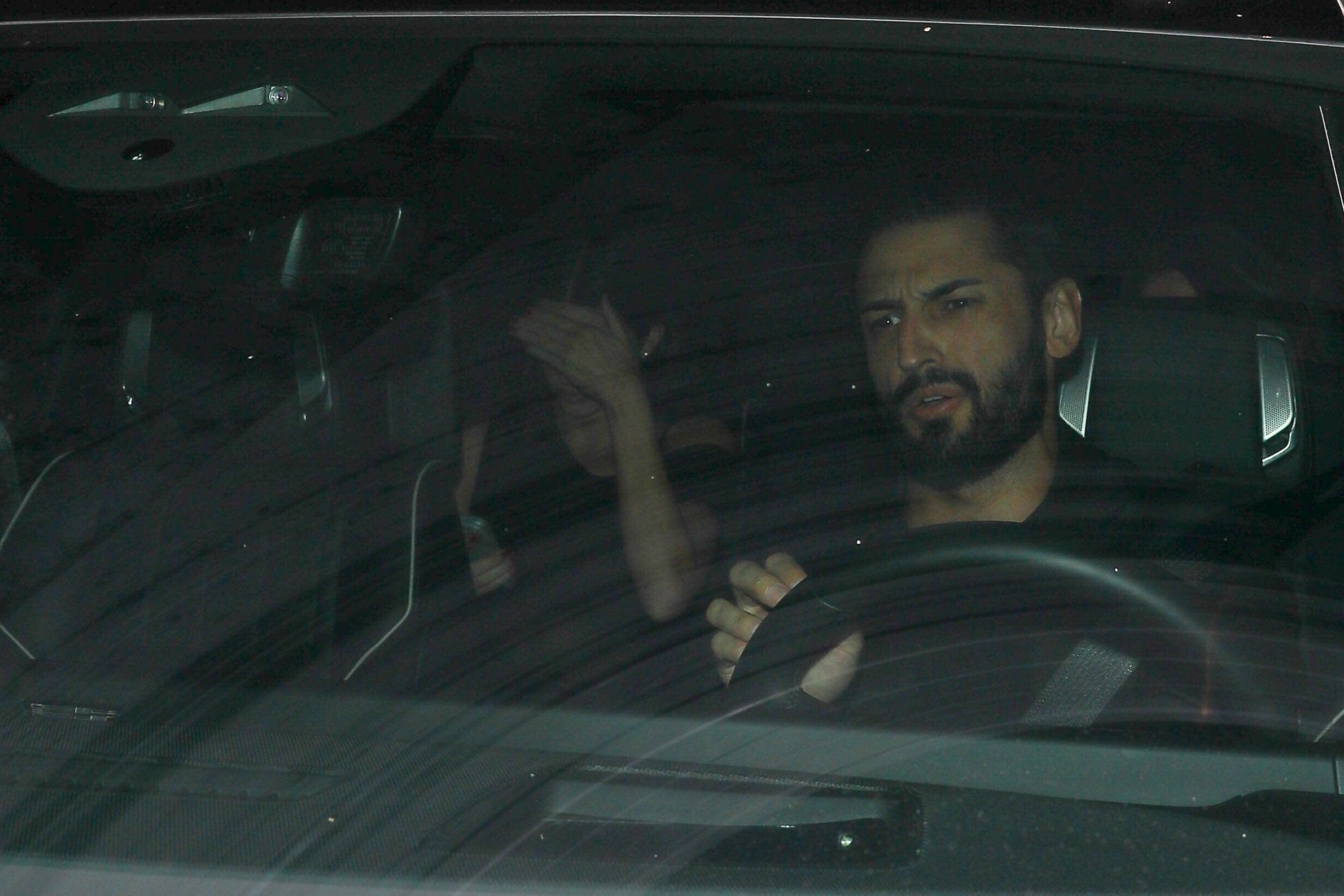 Access_Kardashian_6.jpg
