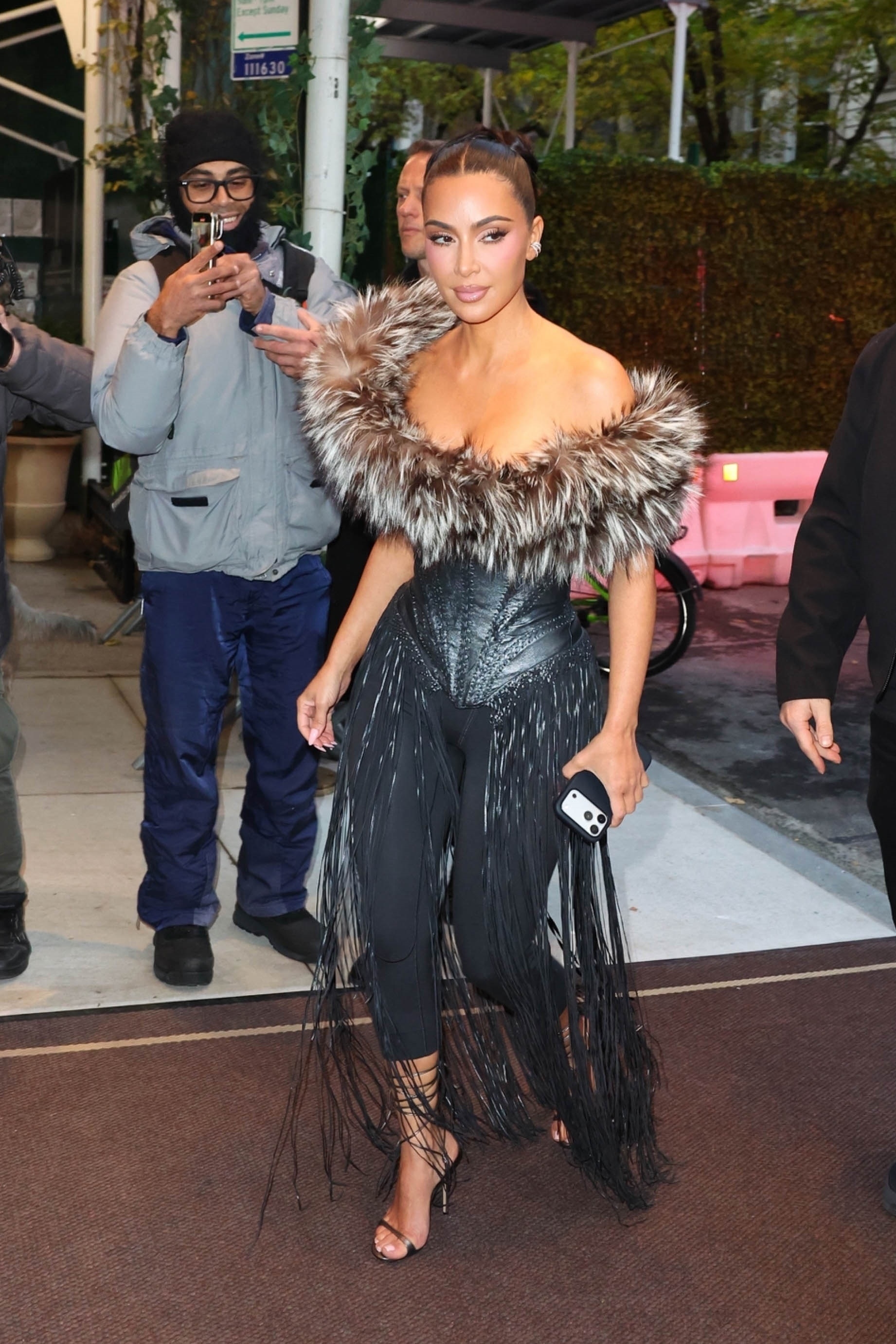 Access_Kardashian_7.jpg