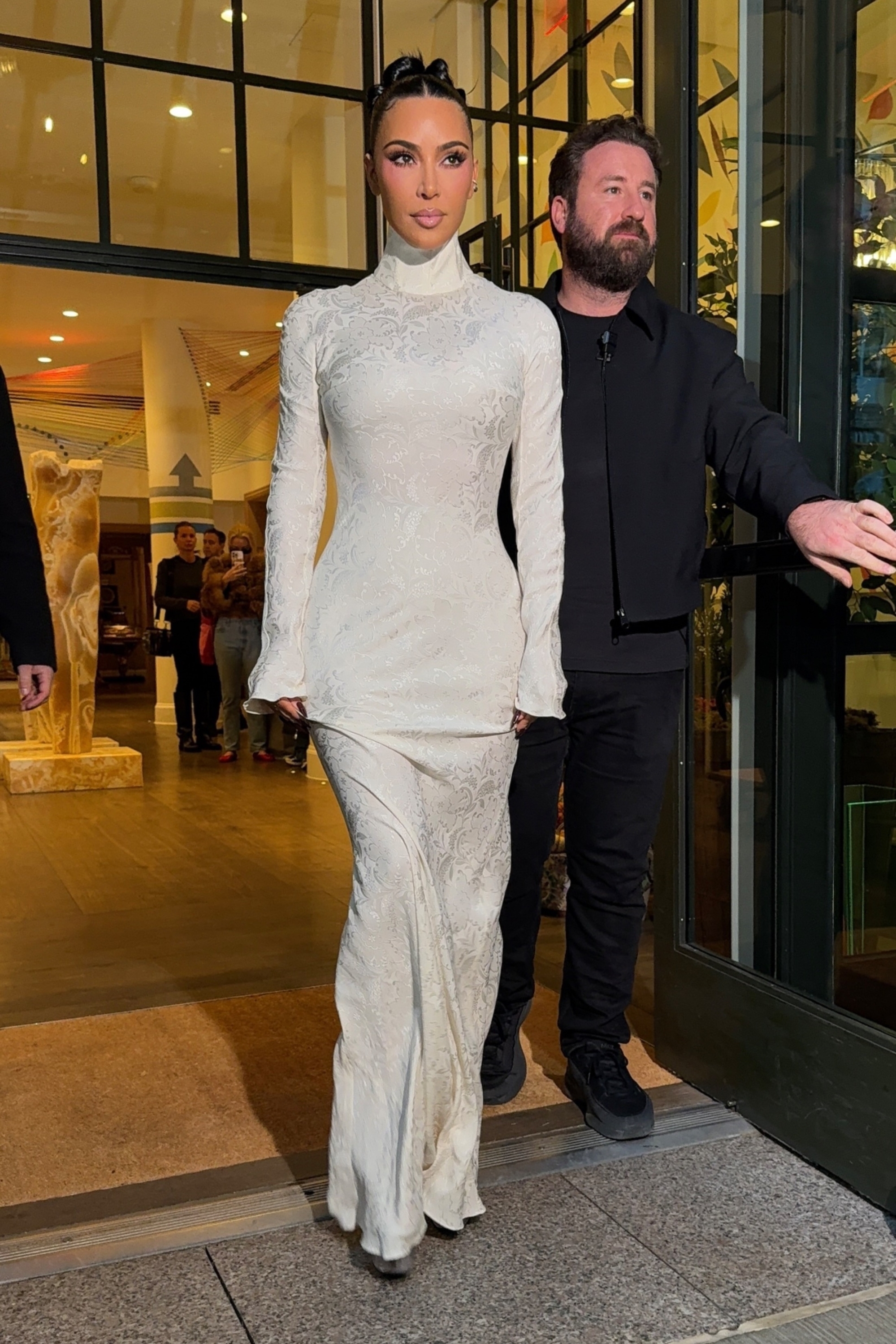 Access_Kardashian_16.jpg
