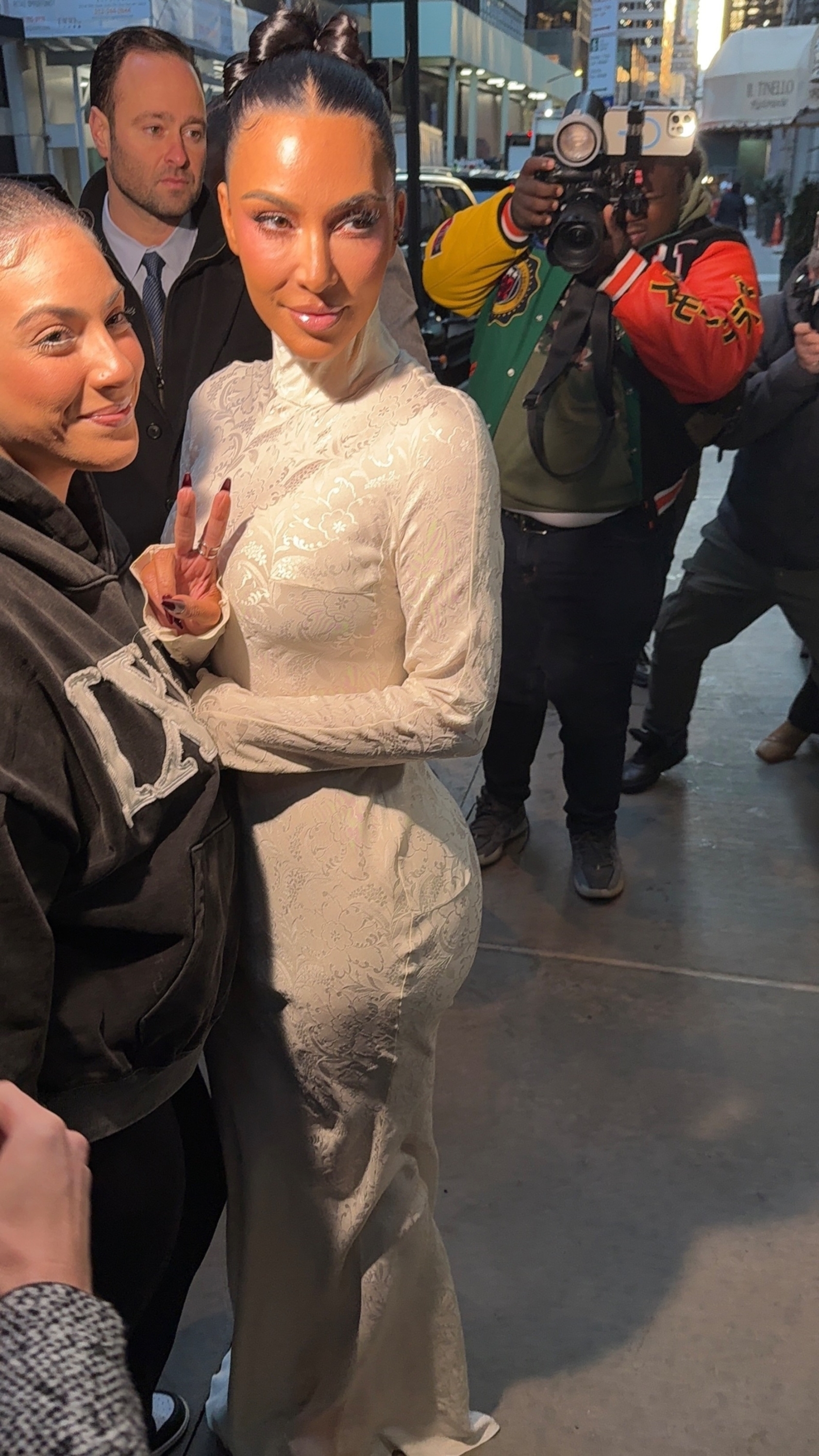 Access_Kardashian_94.jpg