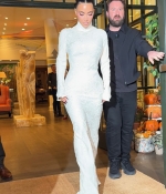 Access_Kardashian_12.jpg