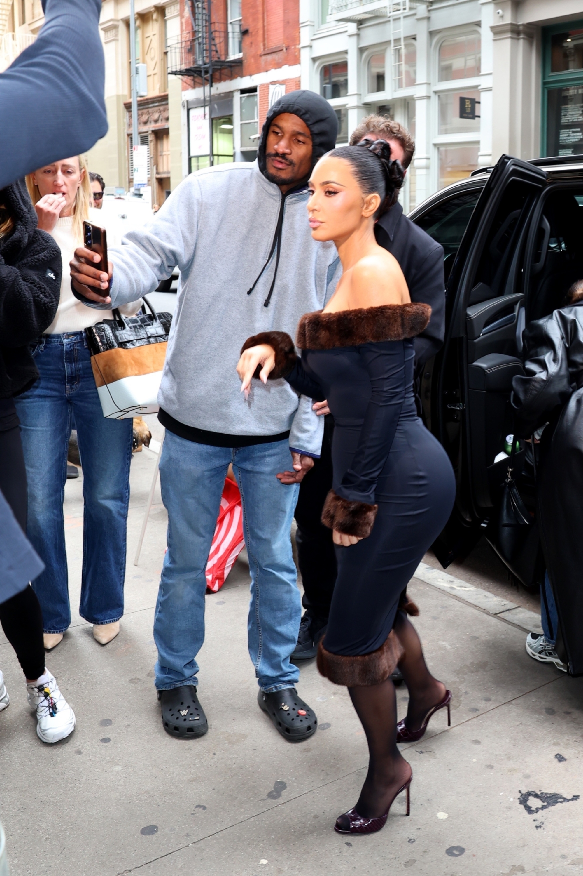 Access_Kardashian_3.jpg