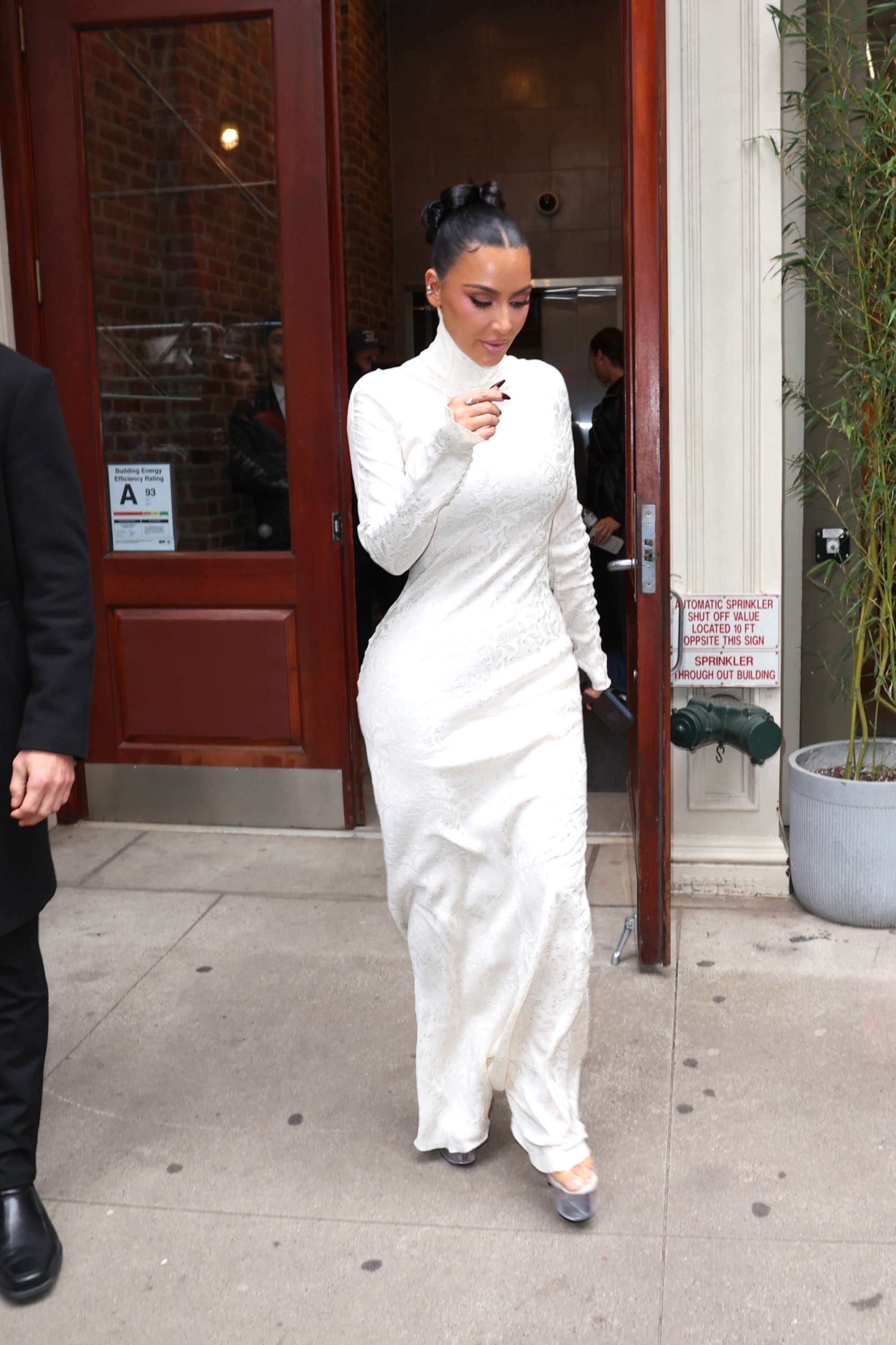 Access_Kardashian_12.jpg
