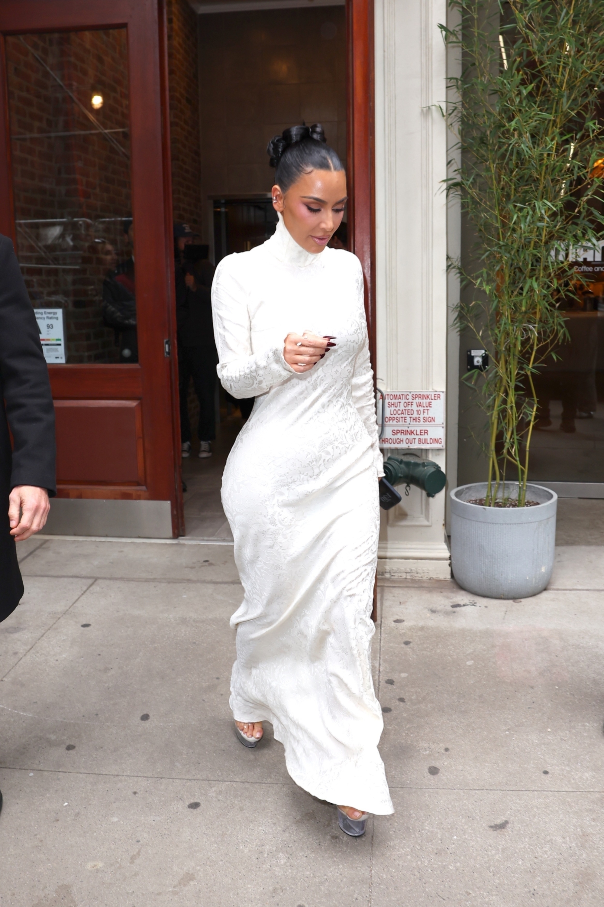 Access_Kardashian_13.jpg