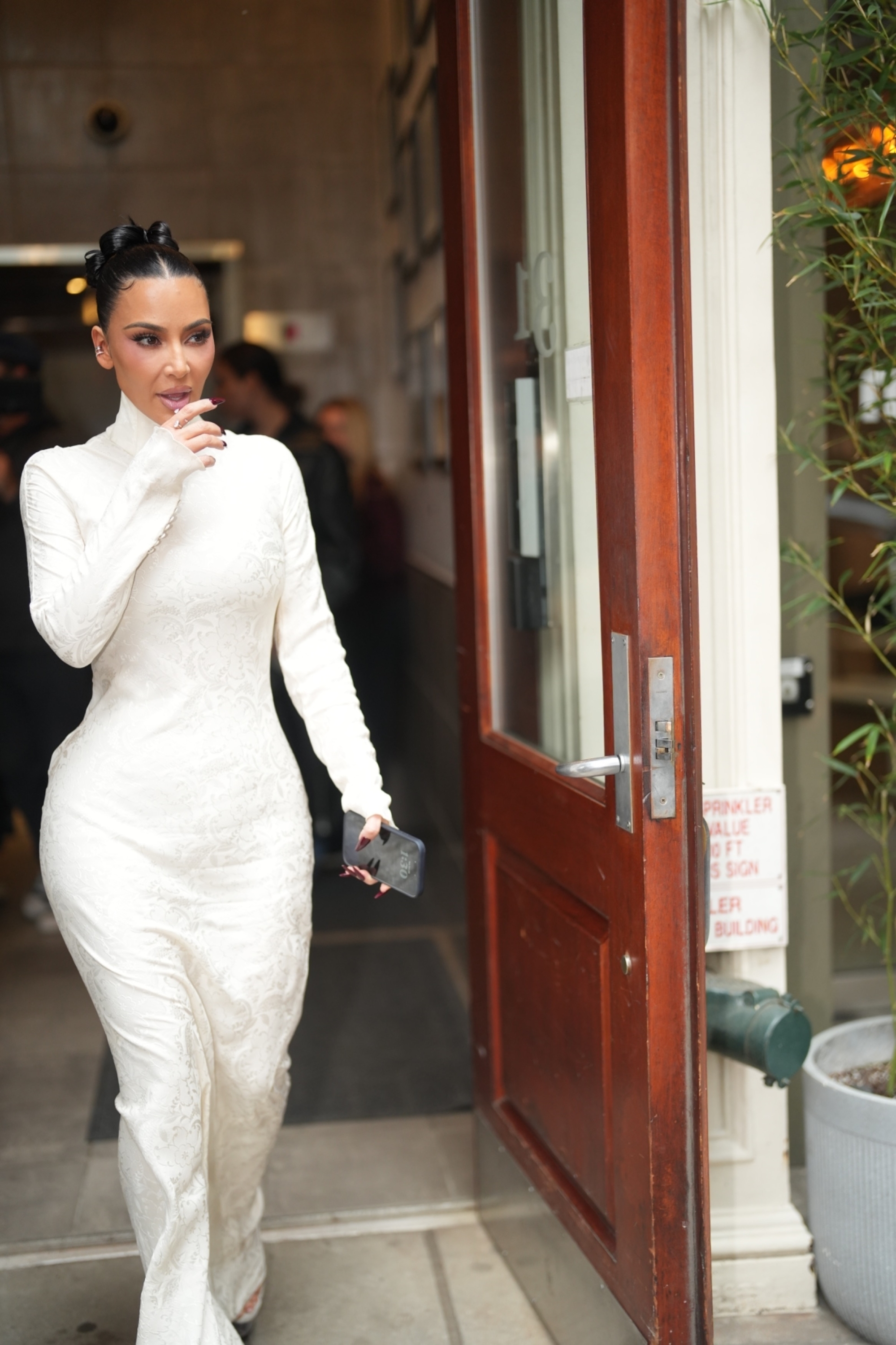 Access_Kardashian_7.jpg