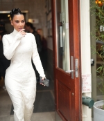 Access_Kardashian_7.jpg