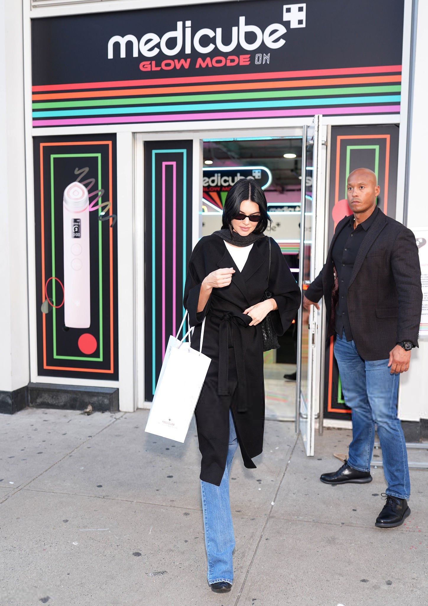 Access_Kardashian_5.jpg