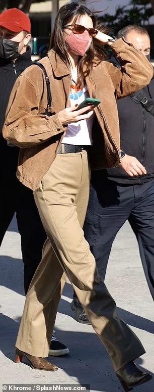 Access_Kardashian_001.jpg