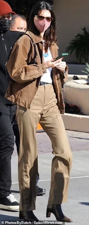 Access_Kardashian_003.jpg