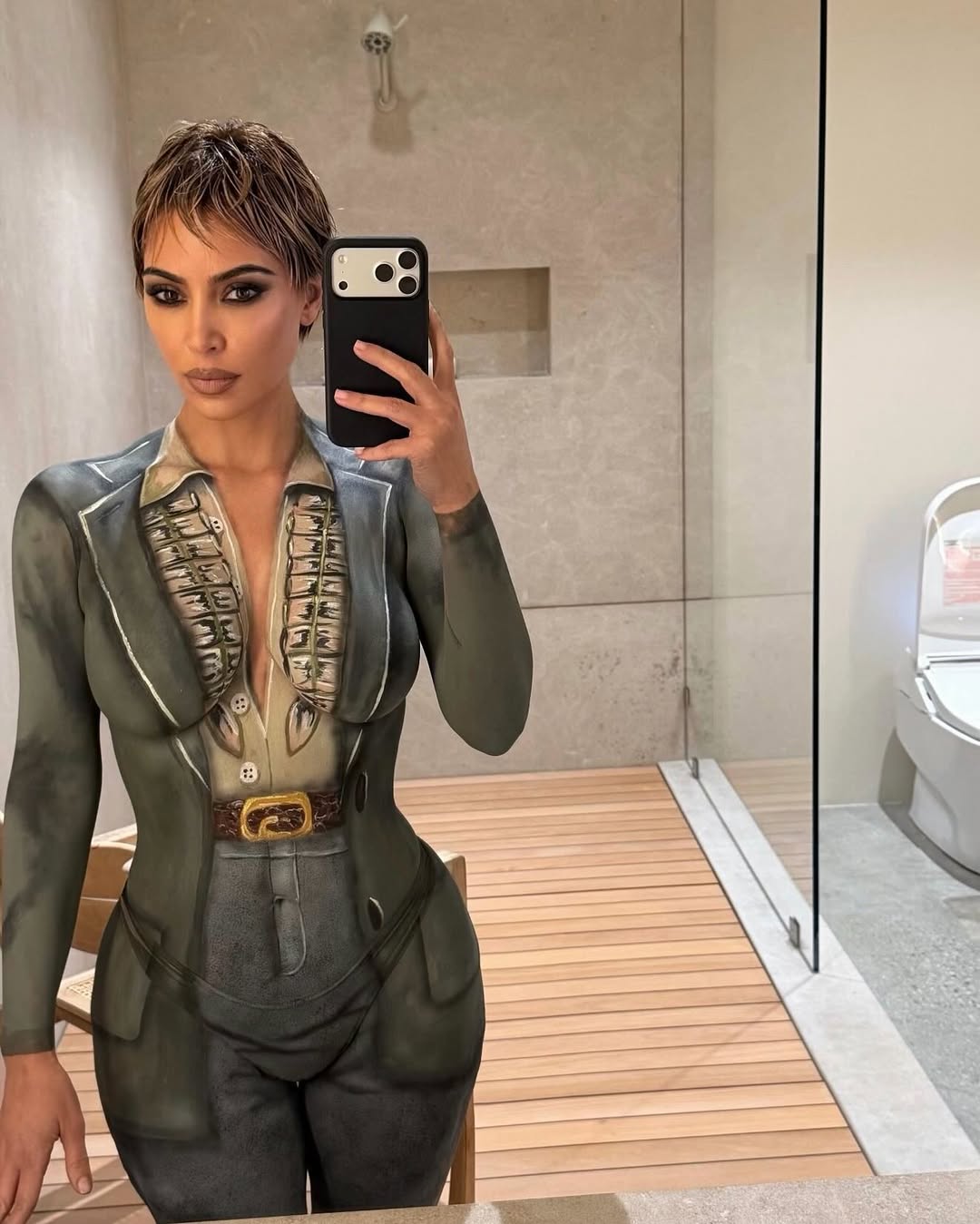 Access_Kardashian_12.jpg