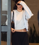 Access-Kardashian-07.jpg
