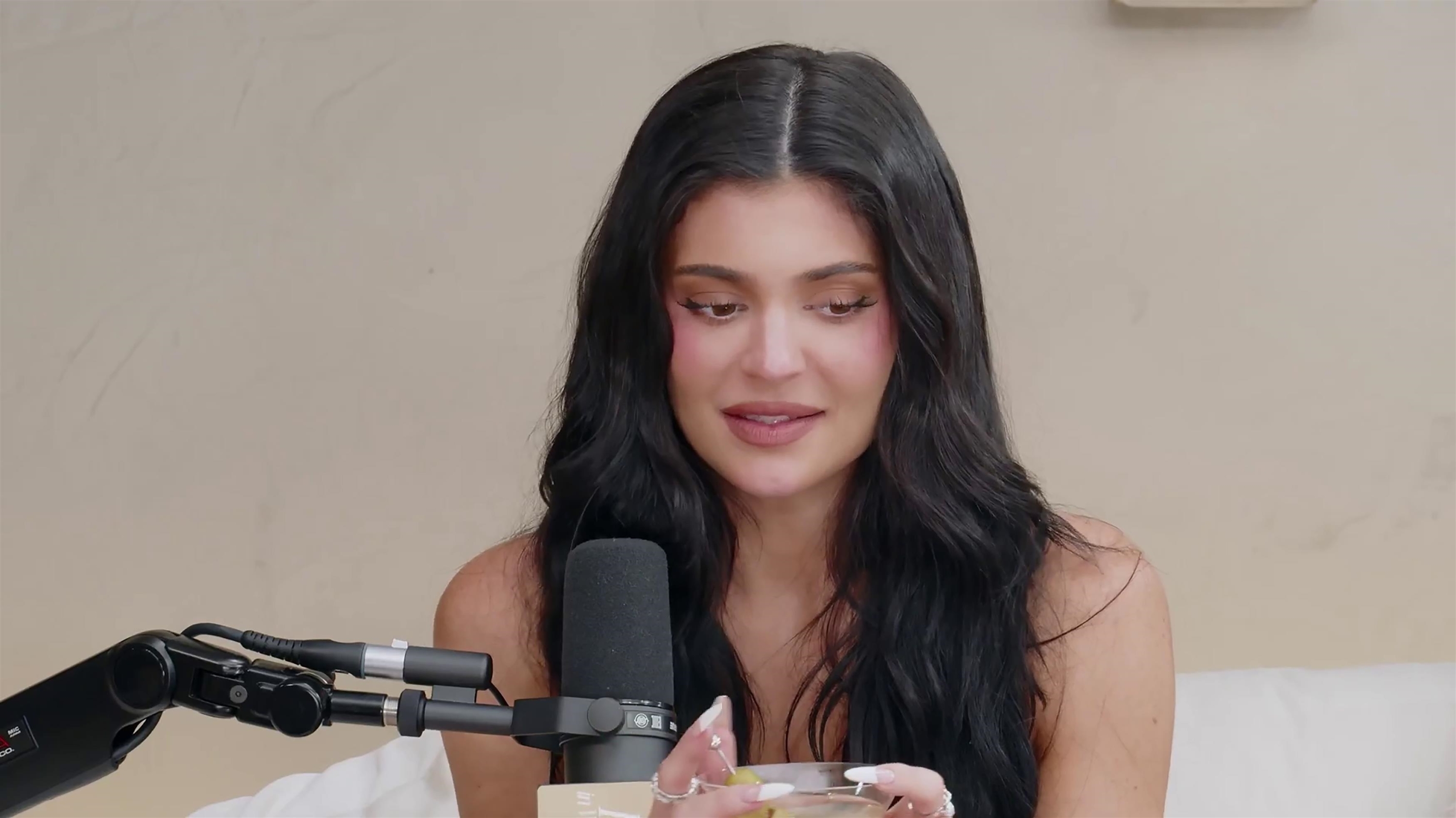 Access_Kardashian_2.jpg