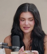Access_Kardashian_2.jpg