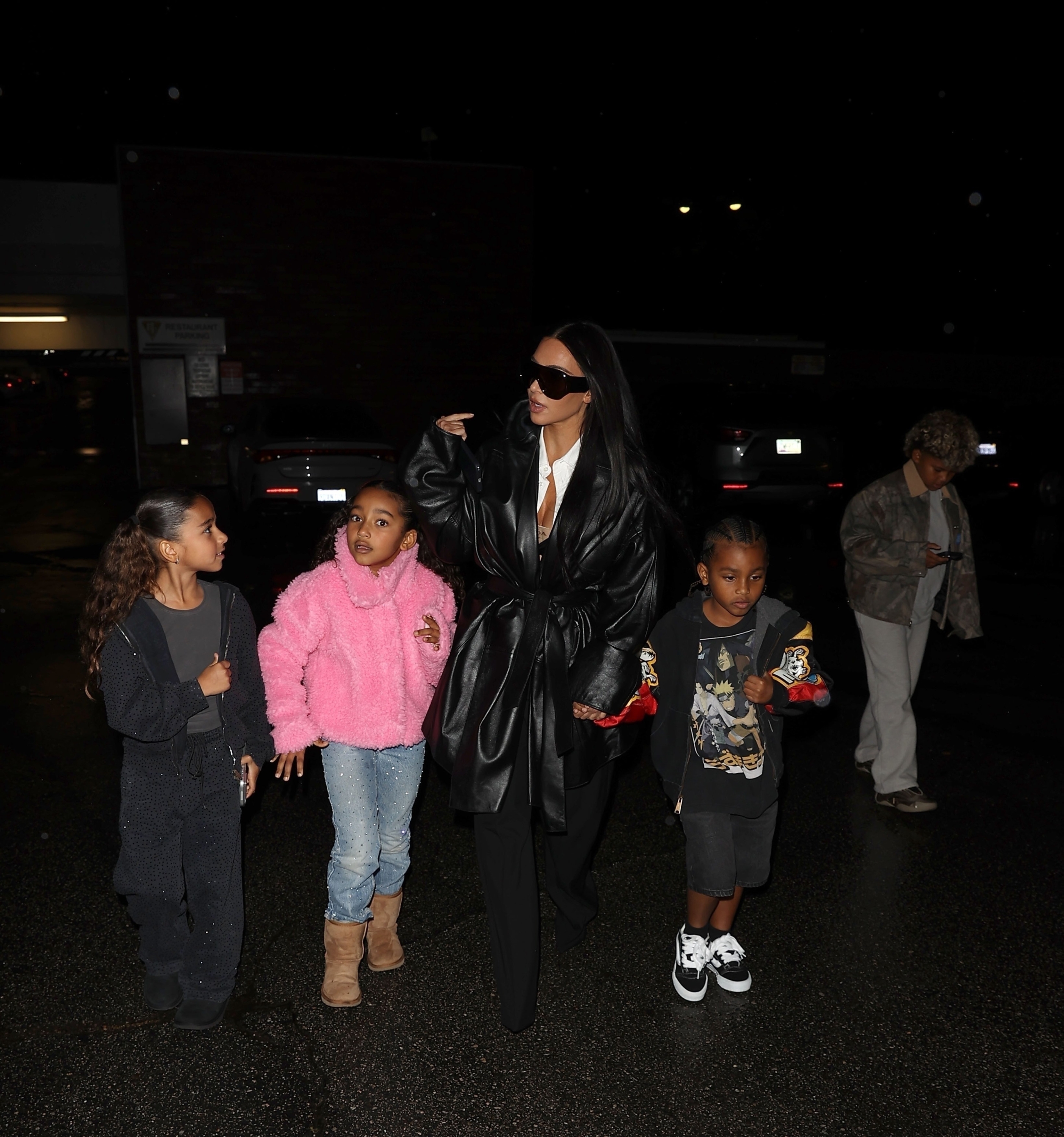 Access_Kardashian_16.jpg