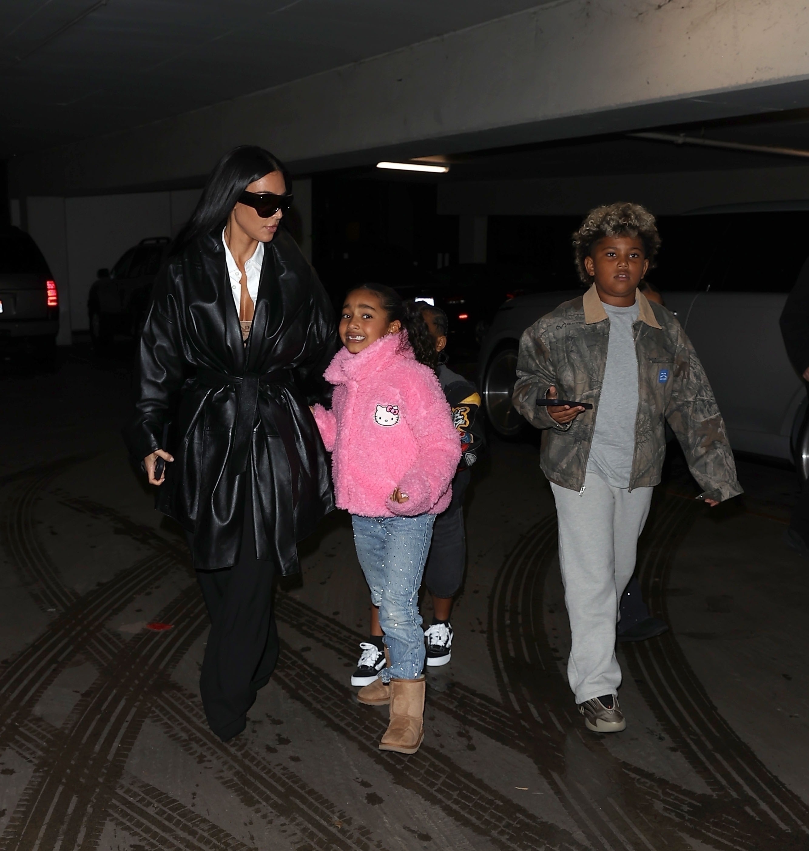 Access_Kardashian_2.jpg