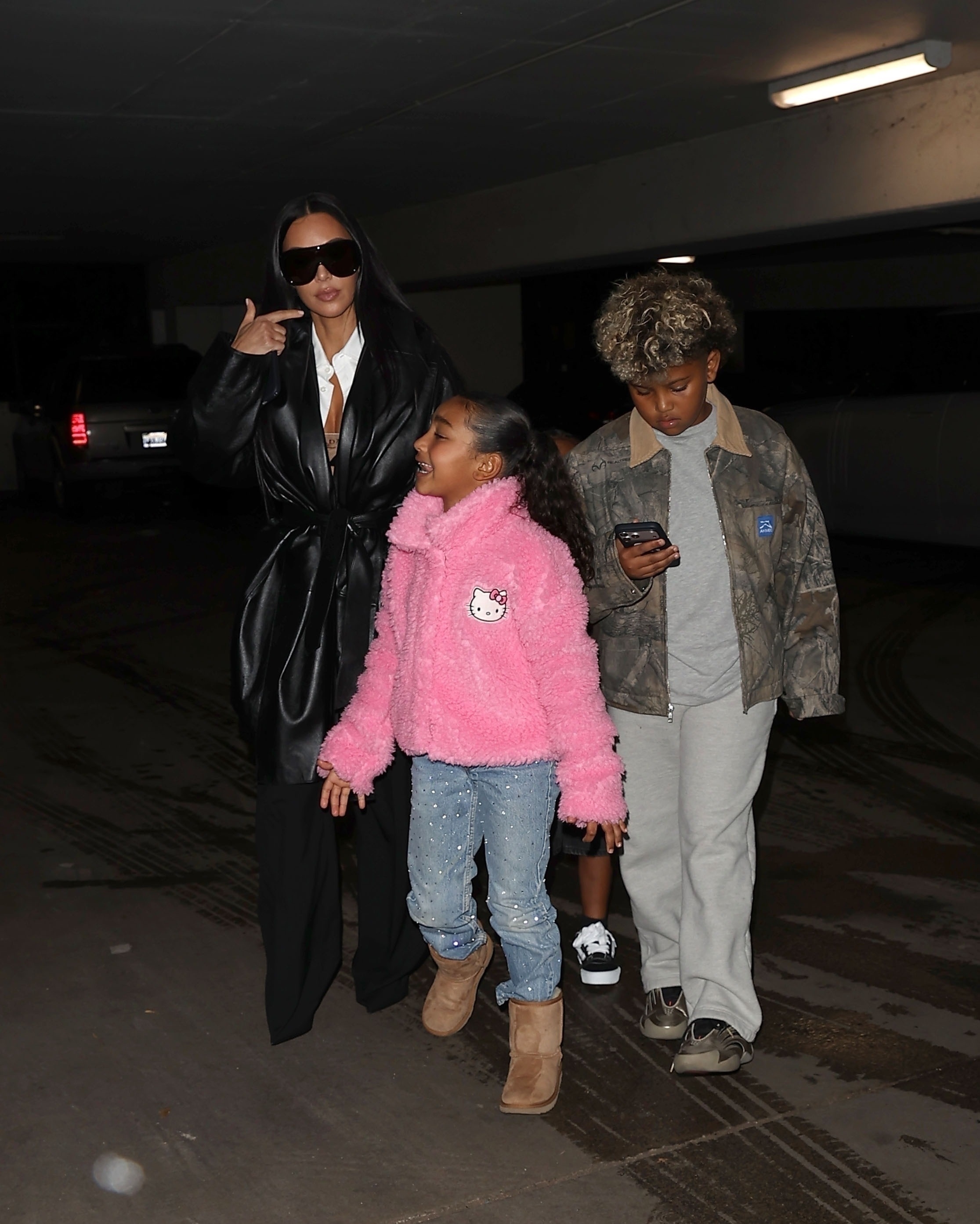 Access_Kardashian_3.jpg