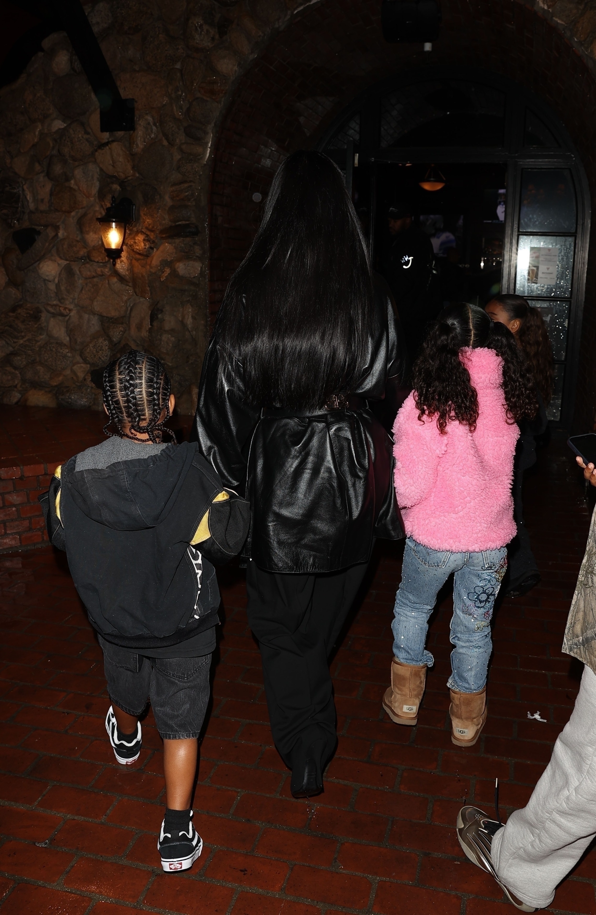 Access_Kardashian_31.jpg