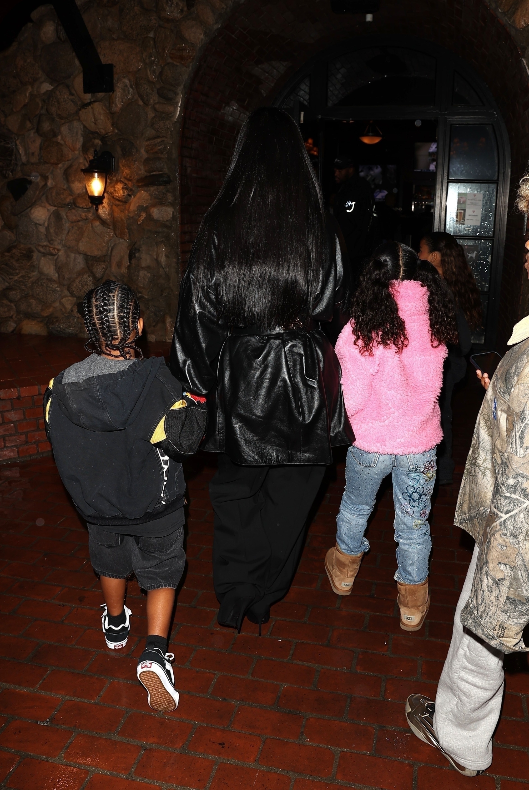 Access_Kardashian_32.jpg