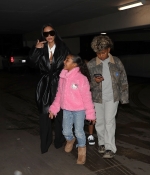 Access_Kardashian_3.jpg