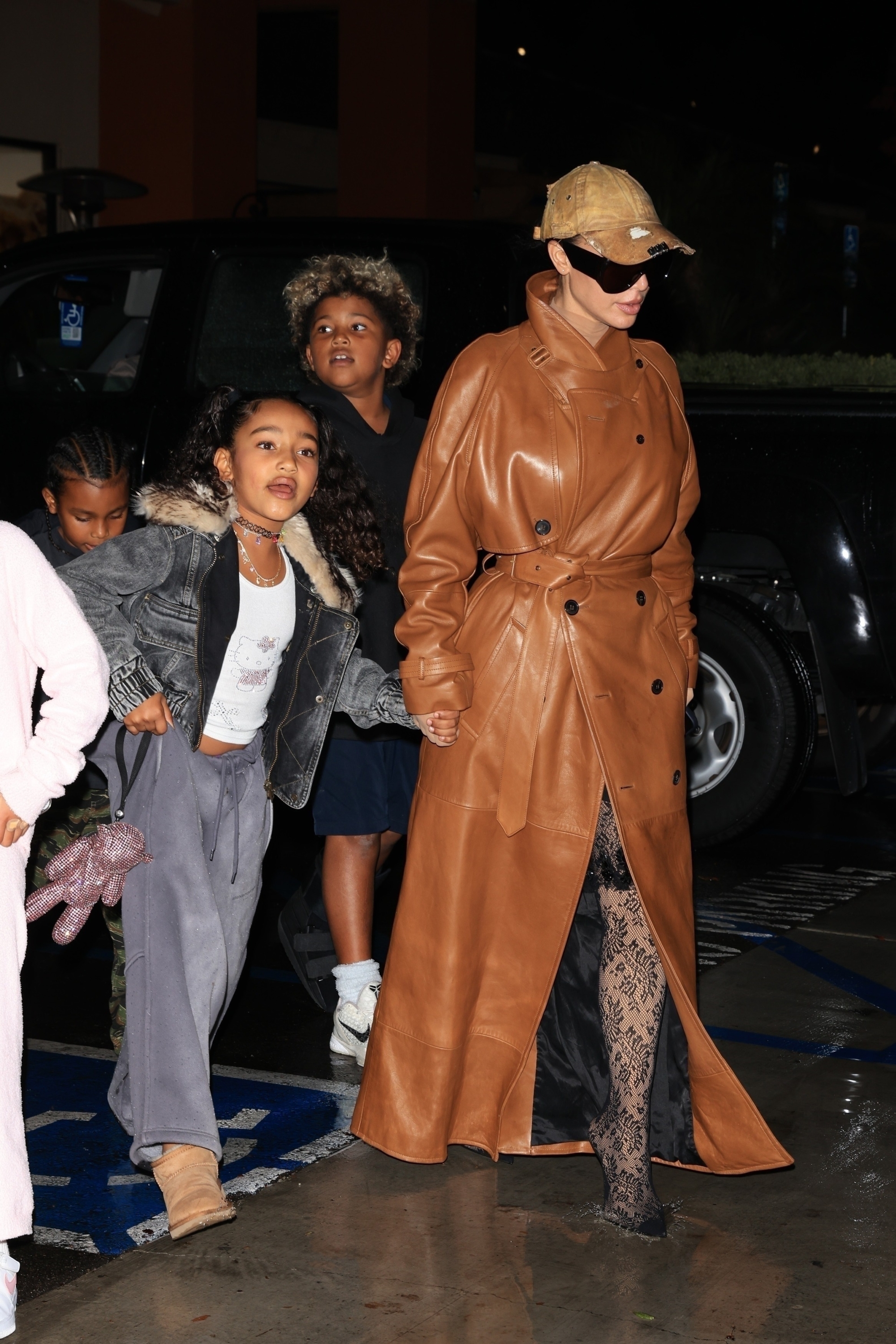 Access_Kardashian_1.jpg