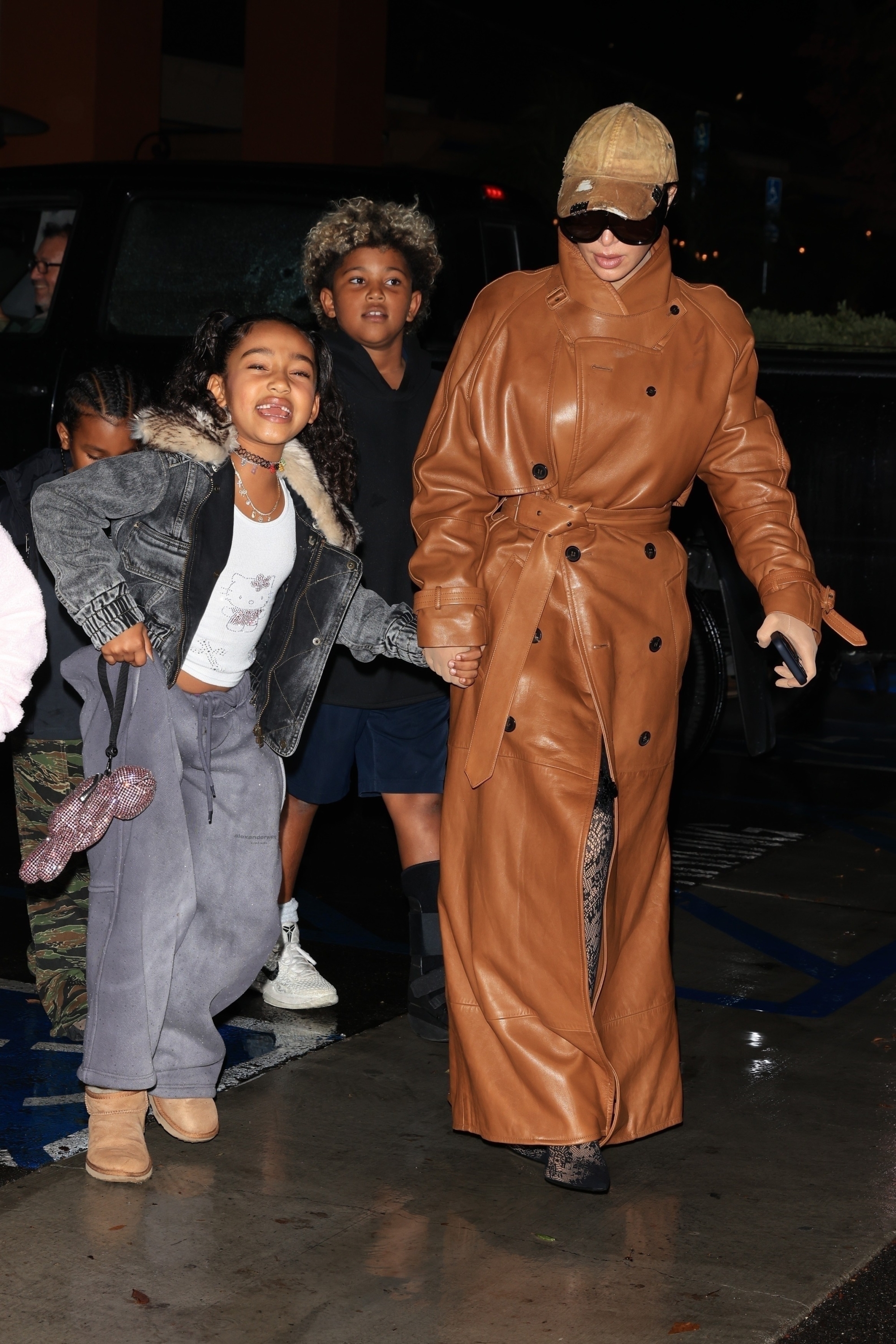 Access_Kardashian_2.jpg