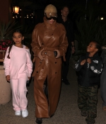 Access_Kardashian_18.jpg