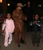 Access_Kardashian_20.jpg