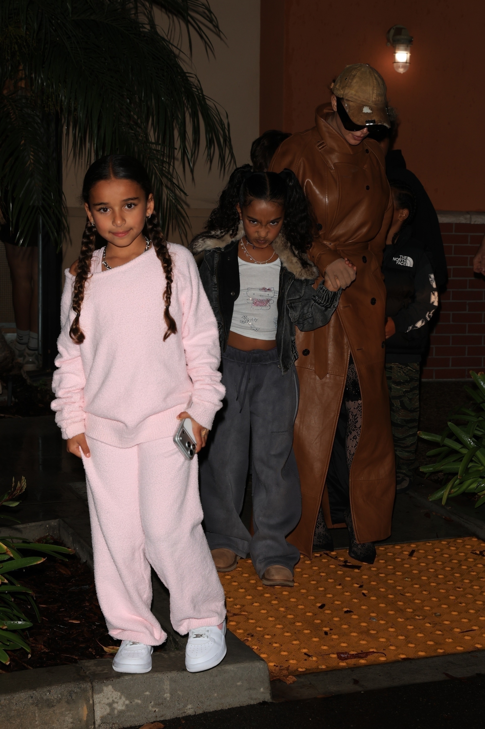 Access_Kardashian_4.jpg