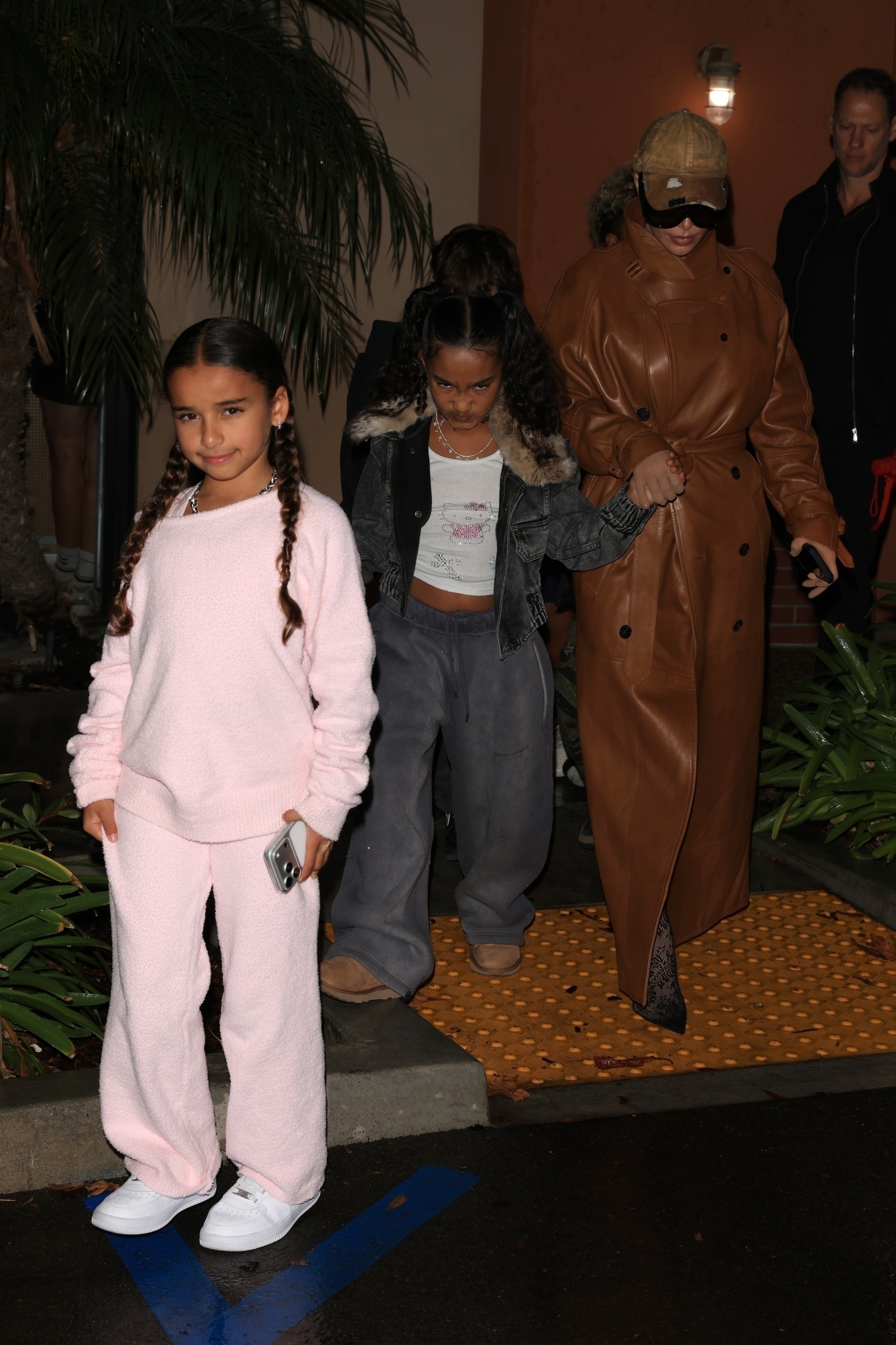 Access_Kardashian_7.jpg