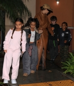 Access_Kardashian_2.jpg