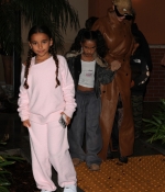 Access_Kardashian_4.jpg
