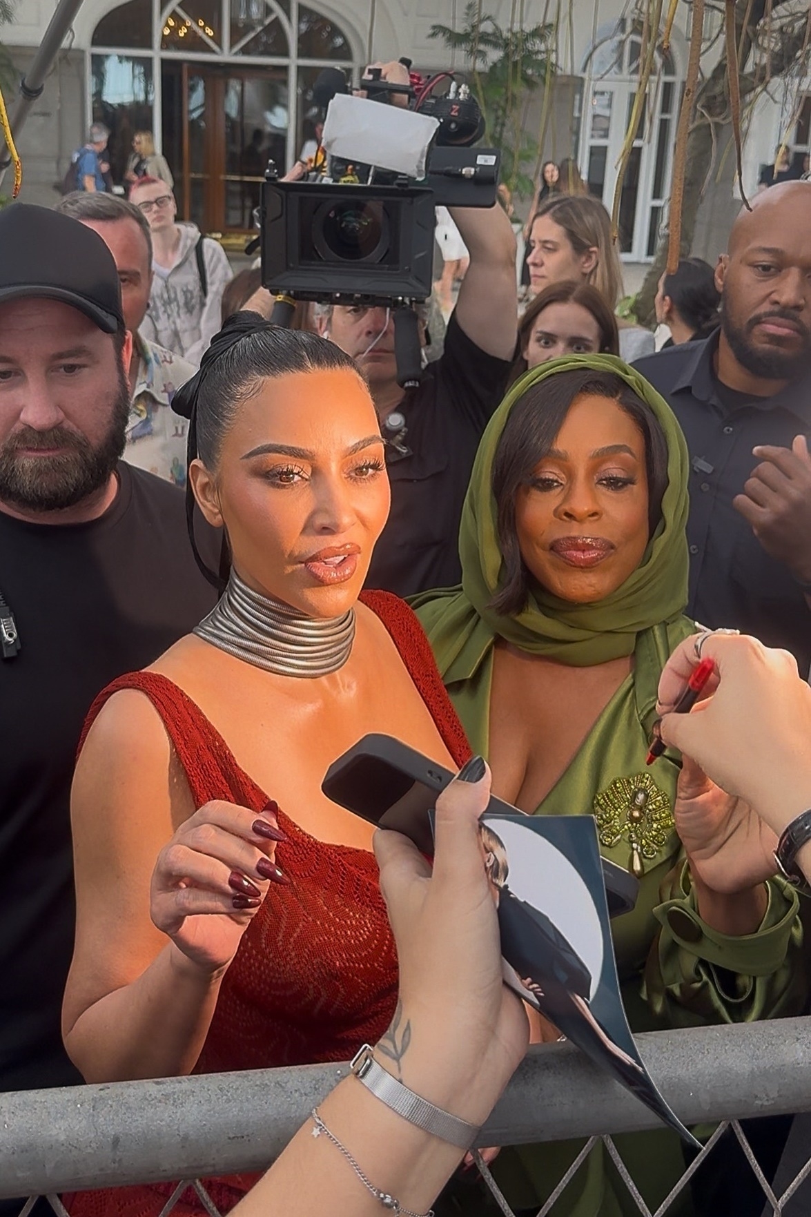 Access_Kardashian_2.jpg