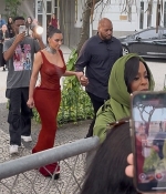 Access_Kardashian_1.jpg