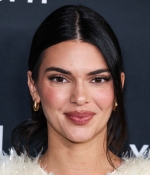 Access_Kardashian_196.jpg