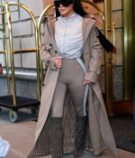 Access_Kardashian_9.jpg