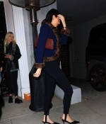 Access_Kardashian_7.jpg