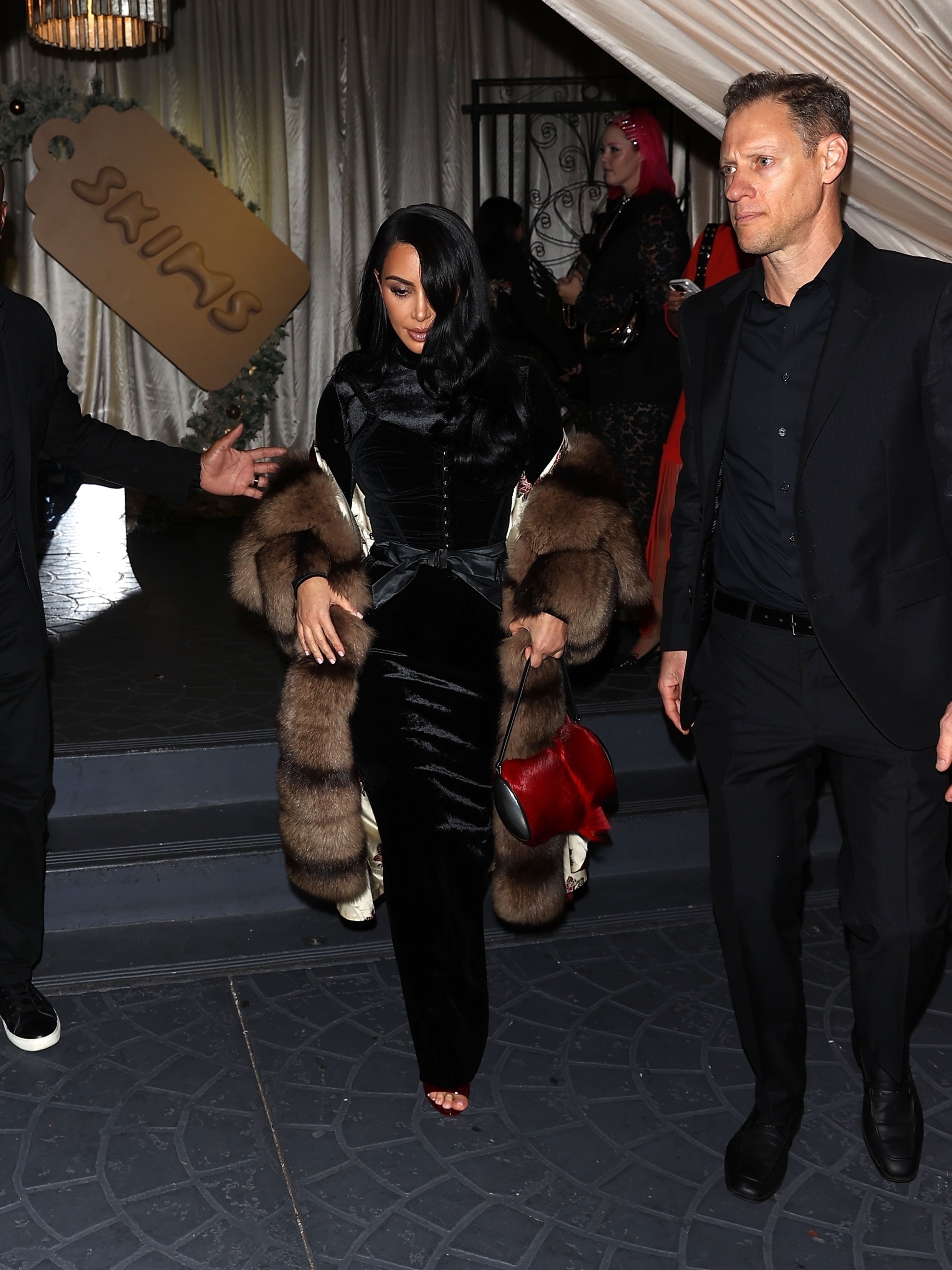 Access_Kardashian_2.jpg