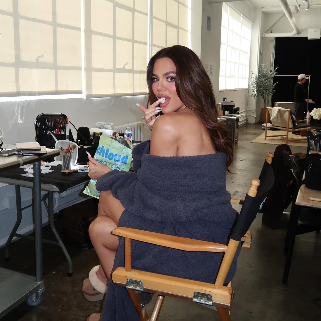 Access_Kardashian_7~0.jpg