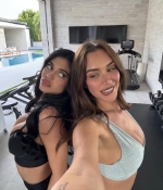 Access_Kardashian_4~0.jpg