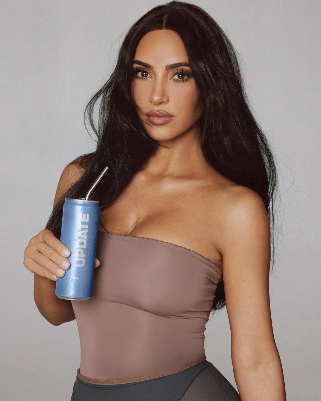 Access_Kardashian_12~0.jpg