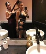 Access_Kardashian_5~0.jpg