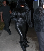 Access_Kardashian_7.jpg