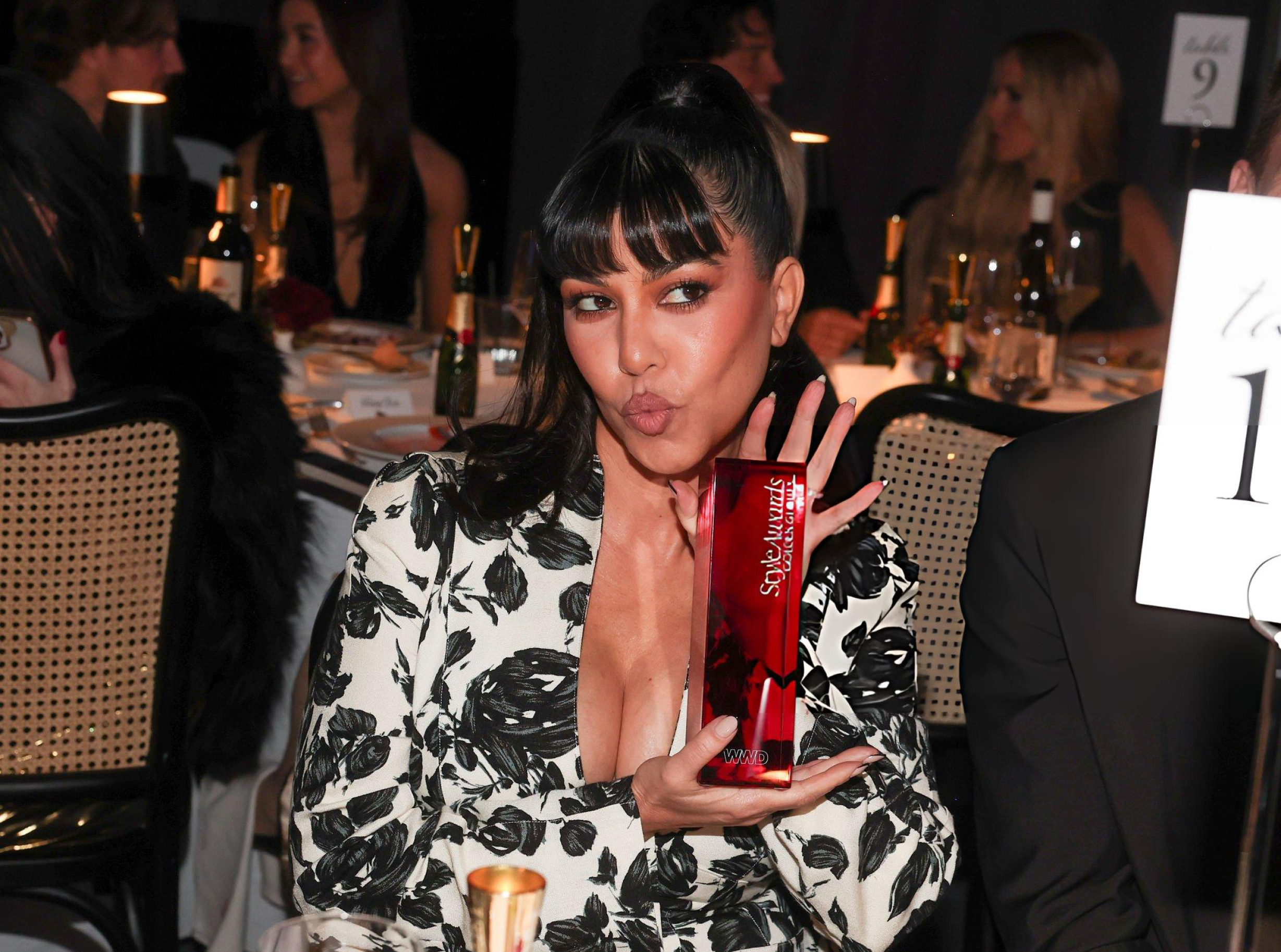 Access_Kardashian_4.jpg