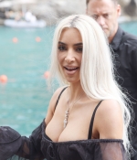Access_Kardashian_001.jpg