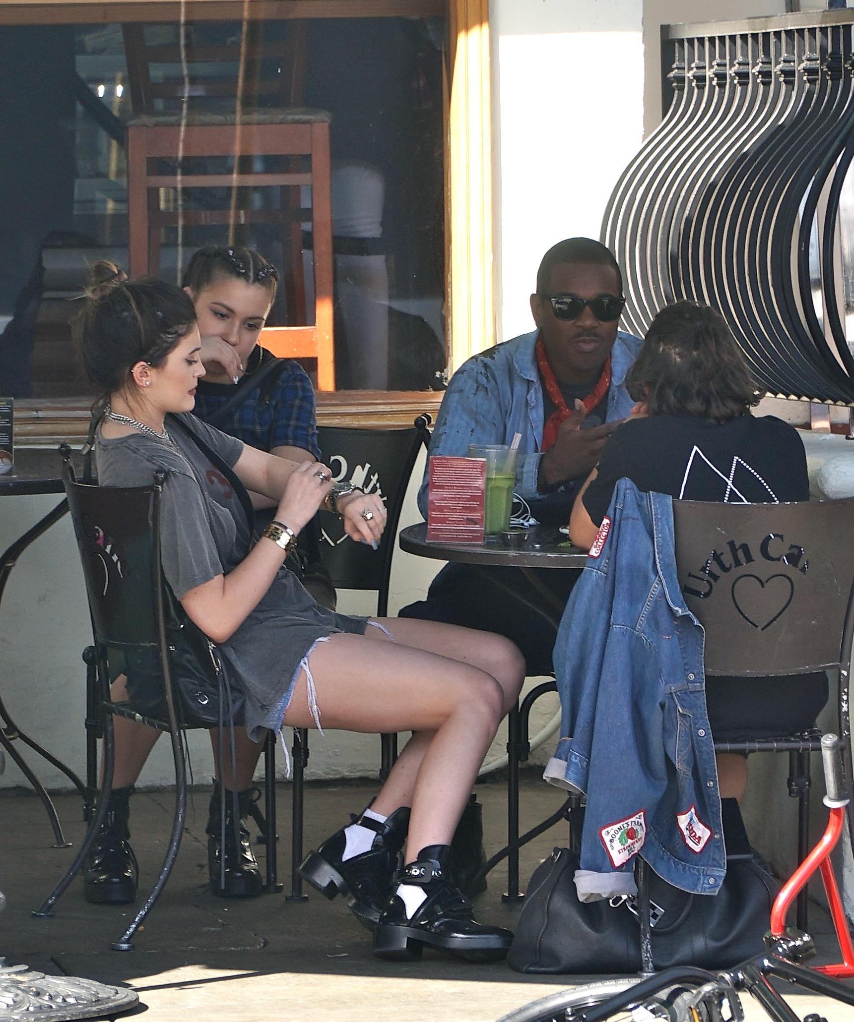 Access_Kardashian_3.jpg