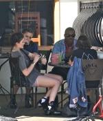 Access_Kardashian_3.jpg